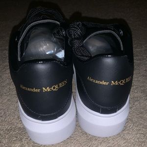 Never worn, ordered the wrong size. US 7